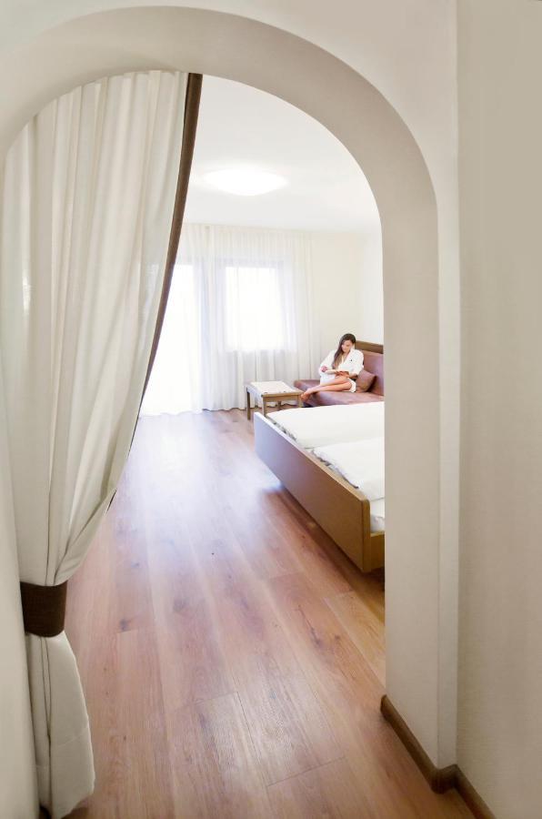 Hotel Walder Scena Esterno foto